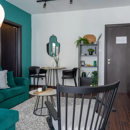 Apartment Harbor 101 Stylish 1br In Larnaca